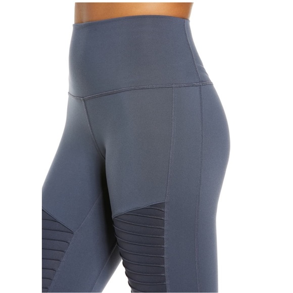 Alo Midnight Moto Movement Set Leggings and Bra - Picture 11 of 11